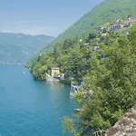 Lavarell House - View By Rent Apartment