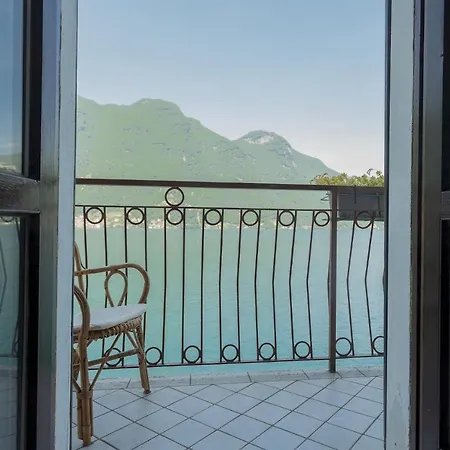 Lavarell House - View By Rent *