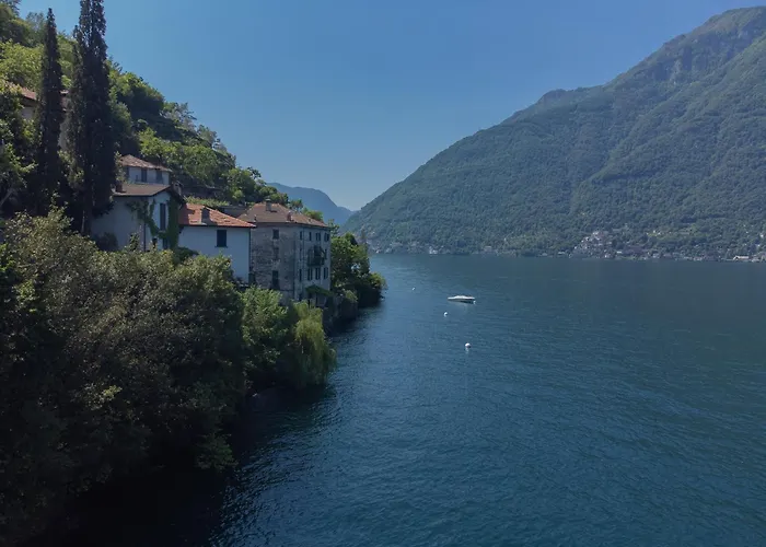 Lavarell House - View By Rent Διαμέρισμα Nesso