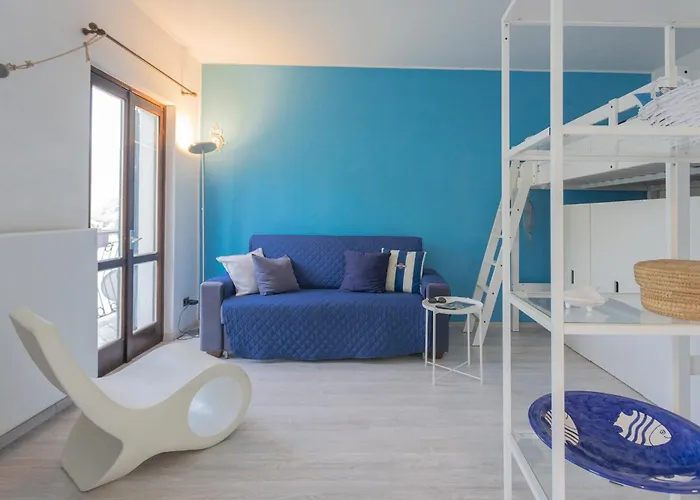 Lavarell House - View By Rent