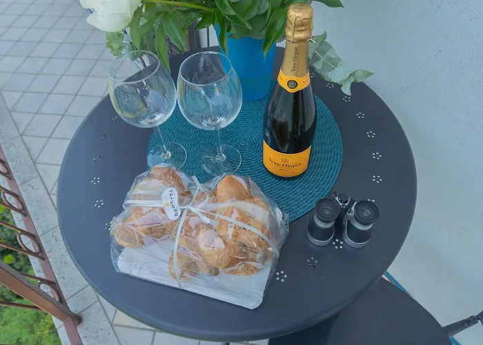 Lavarell House - View By Rent * Nesso