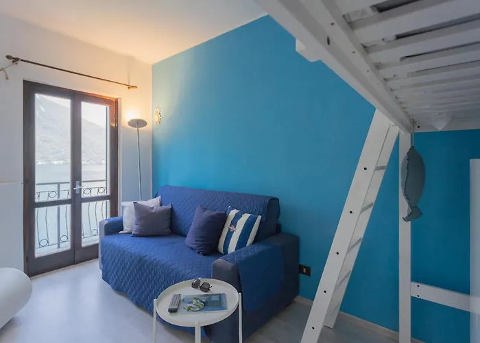 Lavarell House - View By Rent *