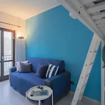 Lavarell House - View By Rent *